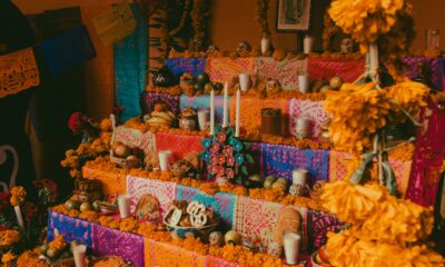 Altar de los muertos. Tradición mexicana/ Chris Luengas